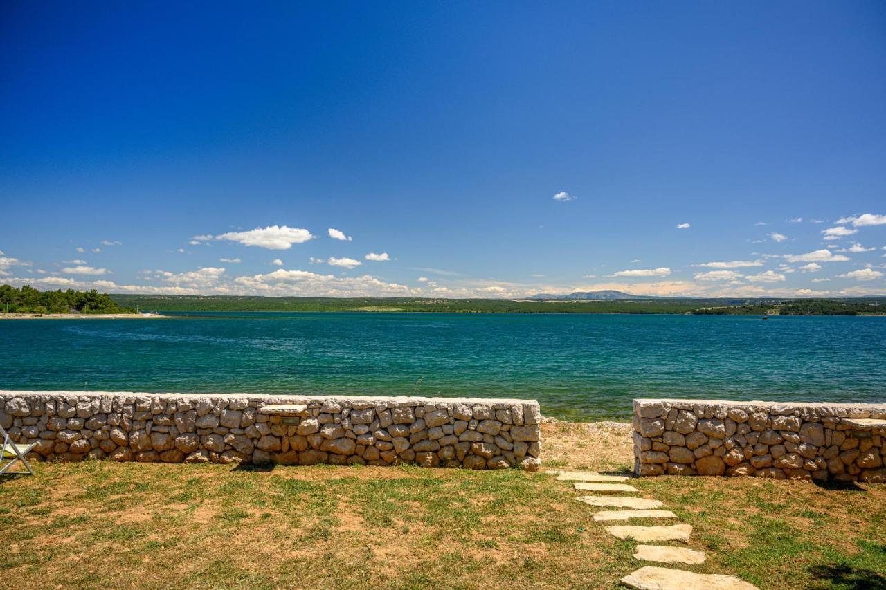 شقة Sibenik Boats Raslina المظهر الخارجي الصورة